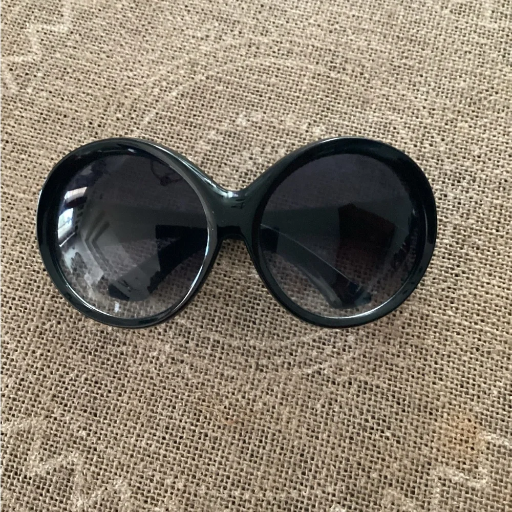 Oversized Black Sunglasses